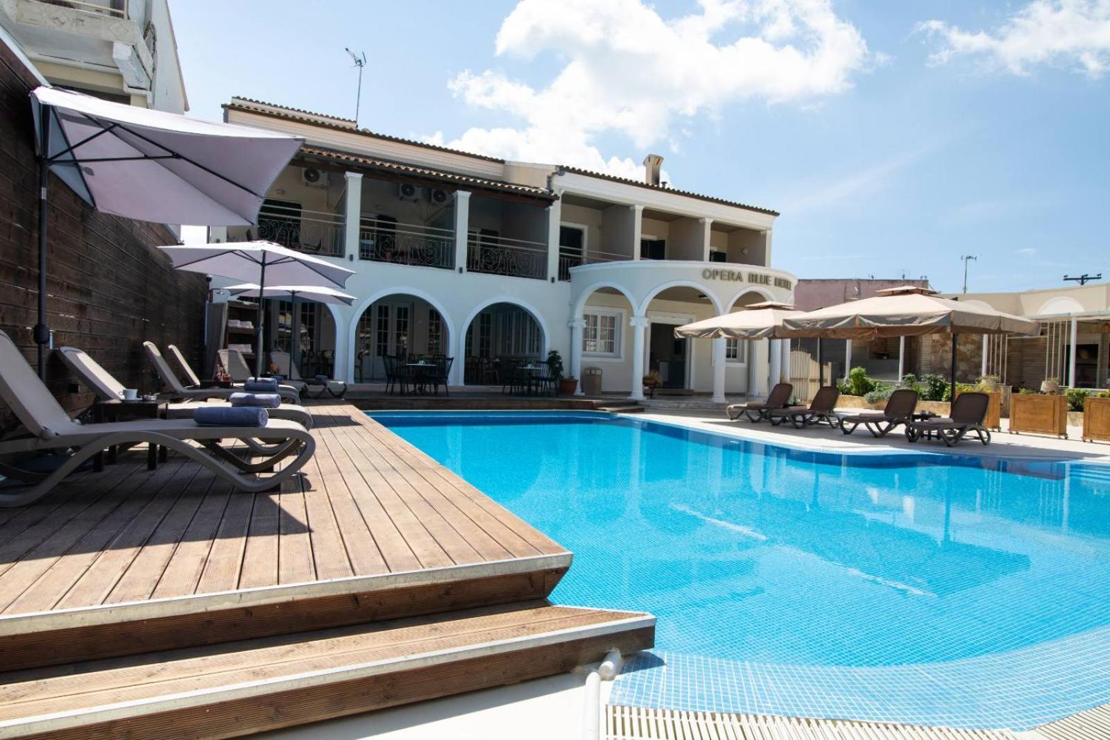 Opera Blue Corfu גאוביה